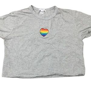 PRIDE heart T-shirt size L